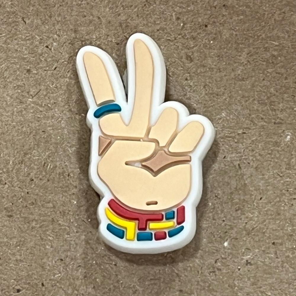 3/$10 ✌🏼Hippie Peace Sign Croc Charm